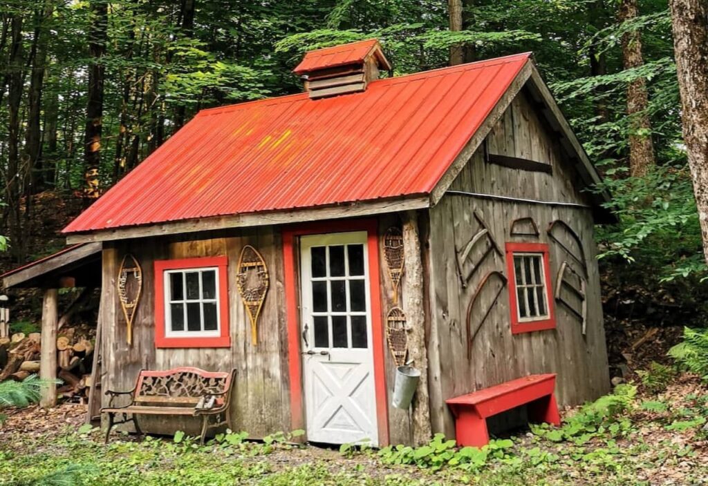 Thumbnail-For-Shefford-Cabin-In-The-Woods-By-Jet Loans