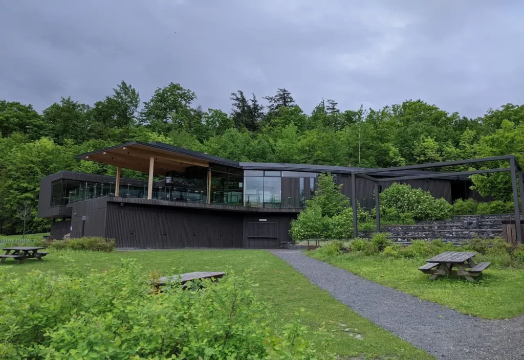 Thumbnail For Parc national du Mont Orford Main Building By Jet Loans